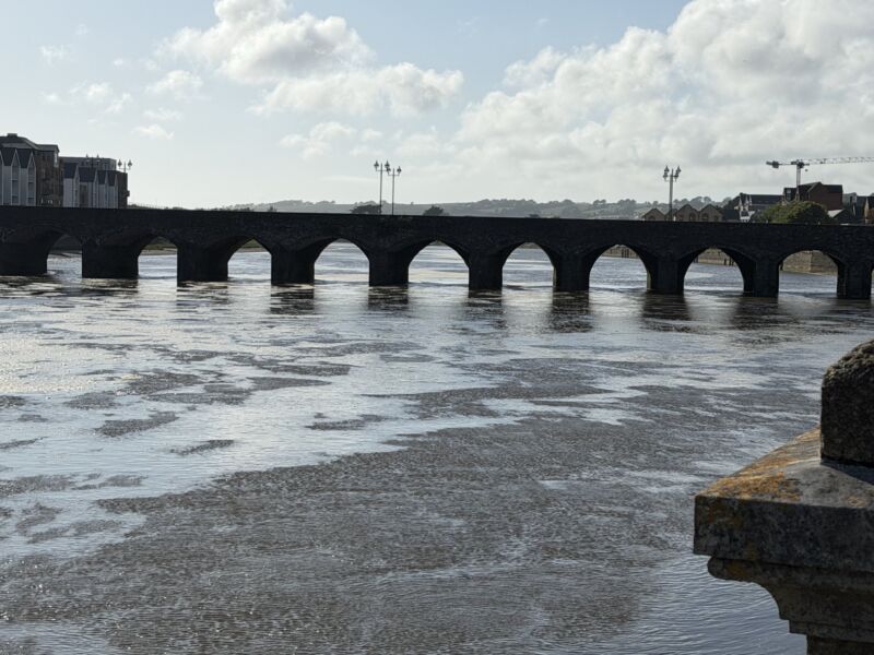 Image for the Tweet beginning: Good evening Barnstaple 🇬🇧 
